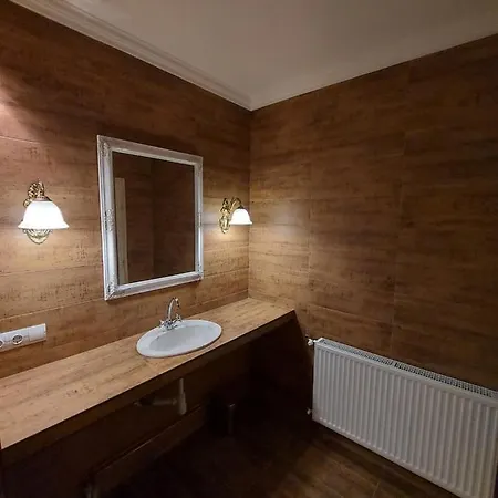 Apartment Cosa-nostra *