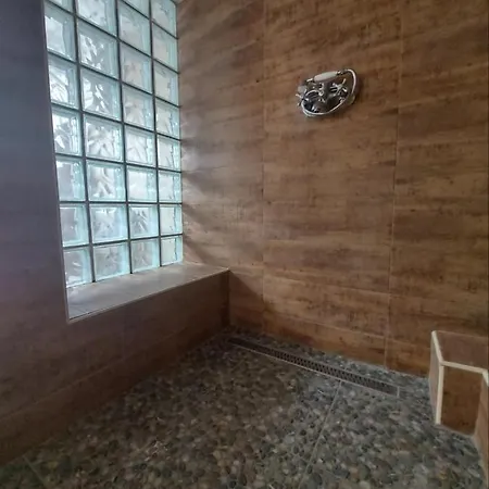 Apartment Cosa-nostra *